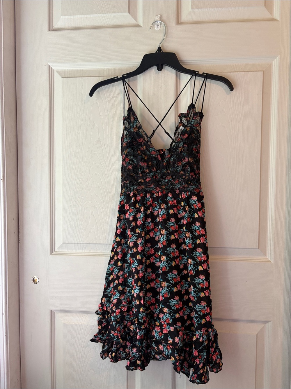 Floral Lace-Top Spaghetti Strap Dress